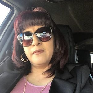 Meet your Posher, Rita